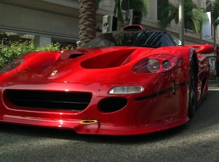 Ferrari Parade am Rodeo Drive in Hollywood  
